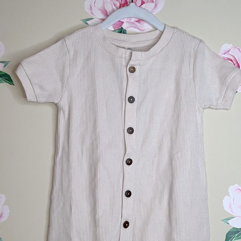 Nui Rhi Romper New.   R-34 - Picture 2 of 9